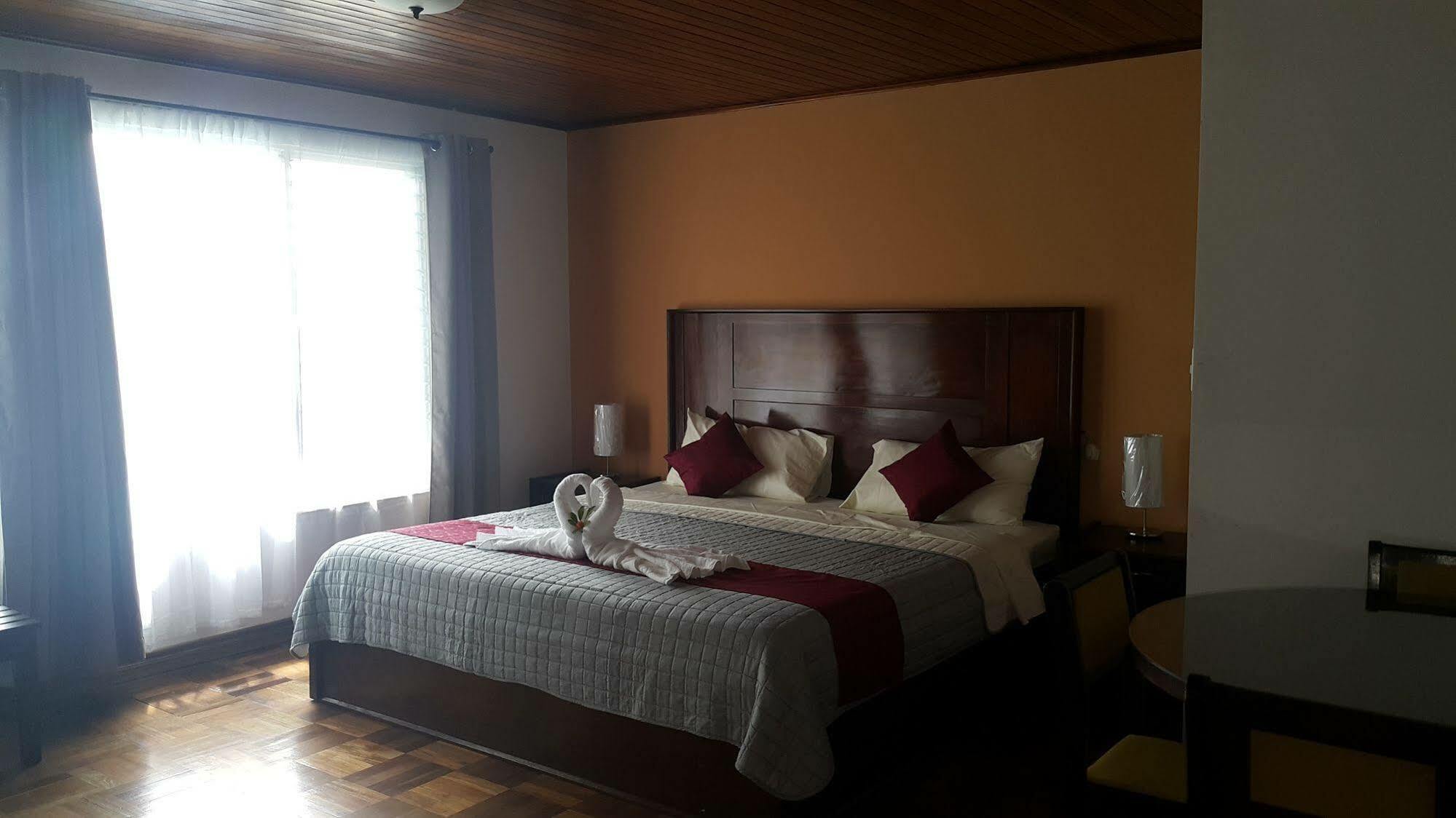 Hotel Portal Colonial ซานโฮเซ ภายนอก รูปภาพ