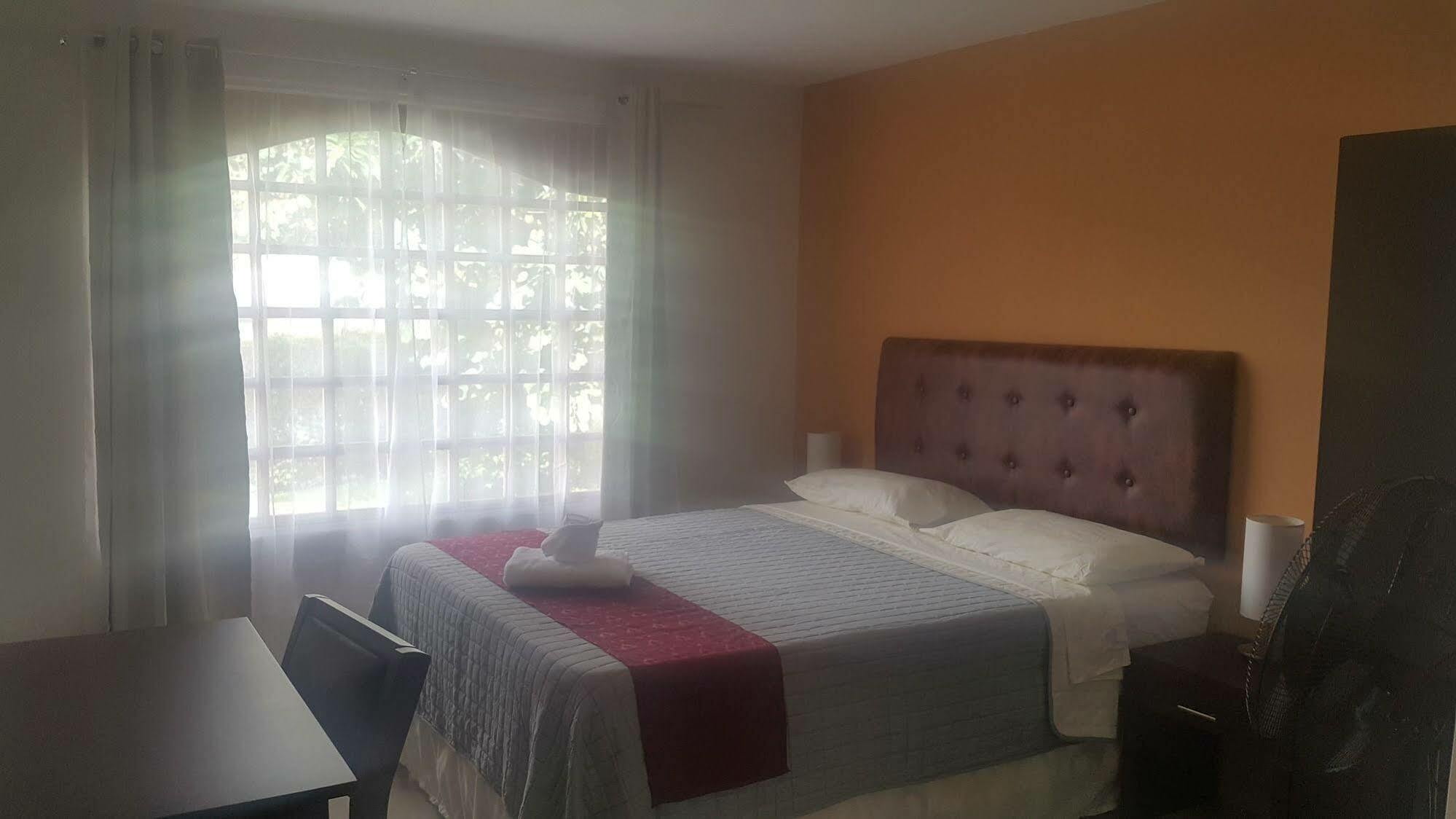 Hotel Portal Colonial ซานโฮเซ ภายนอก รูปภาพ